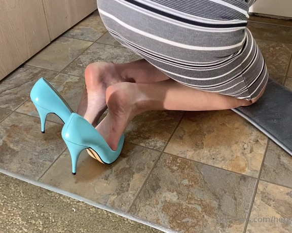 HerGoodTimeInHeels aka Hergoodtimeinheels OnlyFans Video 709