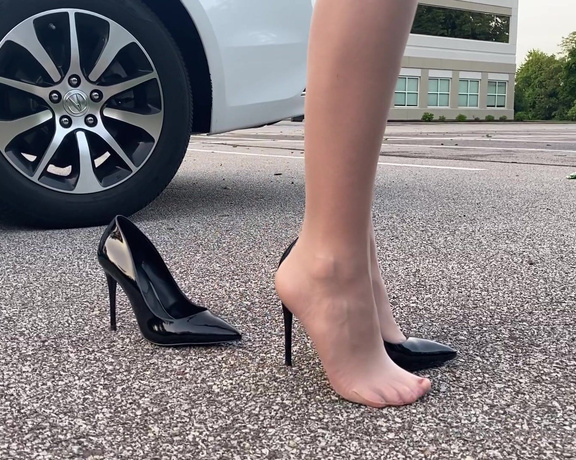 HerGoodTimeInHeels aka Hergoodtimeinheels OnlyFans Video 109