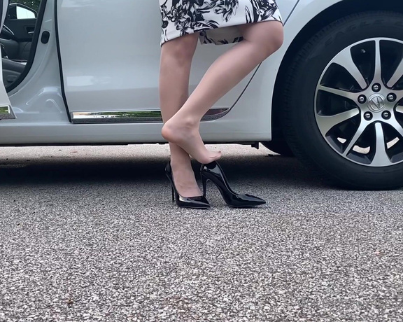 HerGoodTimeInHeels aka Hergoodtimeinheels OnlyFans Video 109