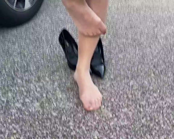 HerGoodTimeInHeels aka Hergoodtimeinheels OnlyFans Video 109