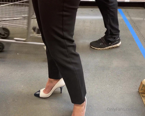 HerGoodTimeInHeels aka Hergoodtimeinheels OnlyFans Video 198