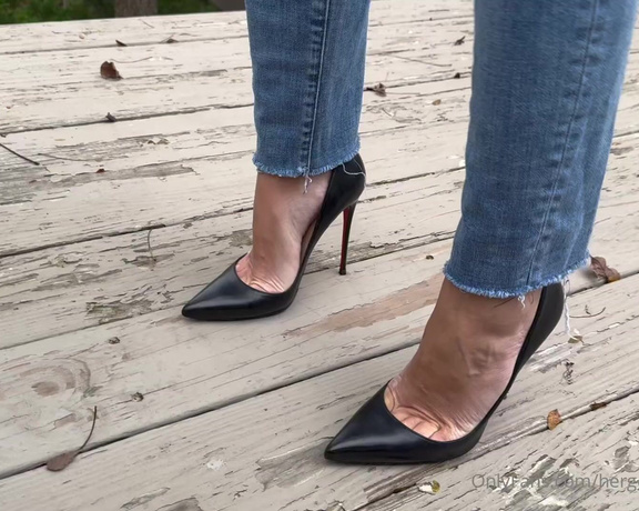 HerGoodTimeInHeels aka Hergoodtimeinheels OnlyFans Video 179