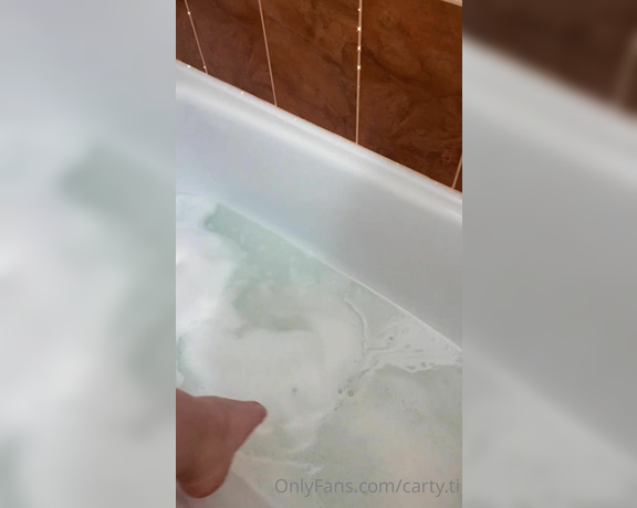 Carty aka Cartyti OnlyFans - Do U want to take a bath with me Look how im getting wet