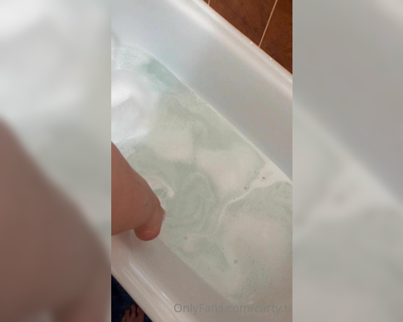 Carty aka Cartyti OnlyFans - Do U want to take a bath with me Look how im getting wet