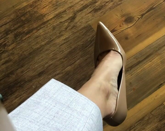 HerGoodTimeInHeels aka Hergoodtimeinheels OnlyFans Video 188