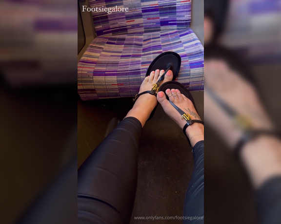 Footsie Galore aka Footsiegalore OnlyFans - Train rides to London are worth it for a nice glass of bubbles