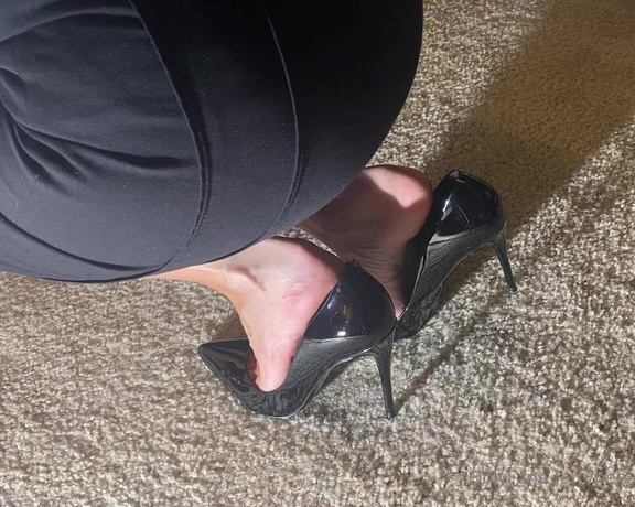 HerGoodTimeInHeels aka Hergoodtimeinheels OnlyFans Video 433