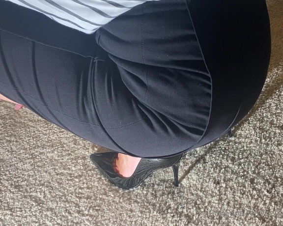 HerGoodTimeInHeels aka Hergoodtimeinheels OnlyFans Video 433