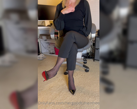 HerGoodTimeInHeels aka Hergoodtimeinheels OnlyFans Video 276