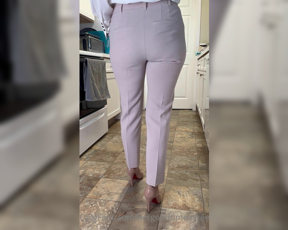 HerGoodTimeInHeels aka Hergoodtimeinheels OnlyFans Video 624