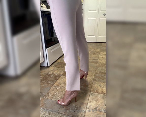 HerGoodTimeInHeels aka Hergoodtimeinheels OnlyFans Video 624