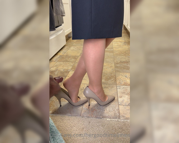 HerGoodTimeInHeels aka Hergoodtimeinheels OnlyFans Video 142