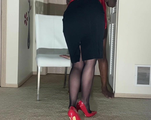 HerGoodTimeInHeels aka Hergoodtimeinheels OnlyFans - Full video in your messages if not, message