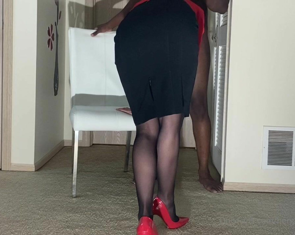 HerGoodTimeInHeels aka Hergoodtimeinheels OnlyFans - Full video in your messages if not, message