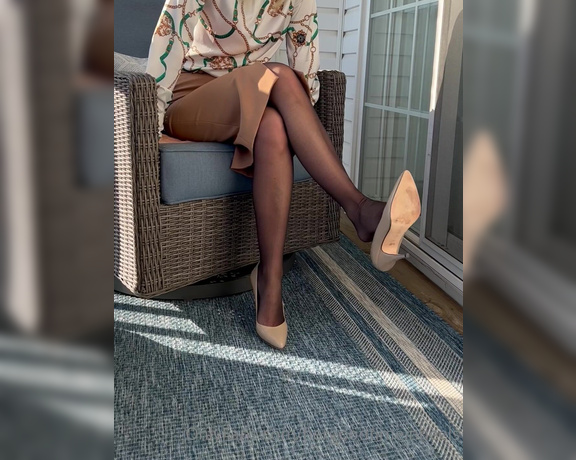 HerGoodTimeInHeels aka Hergoodtimeinheels OnlyFans Video 778