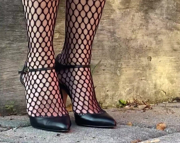 HerGoodTimeInHeels aka Hergoodtimeinheels OnlyFans Video 895