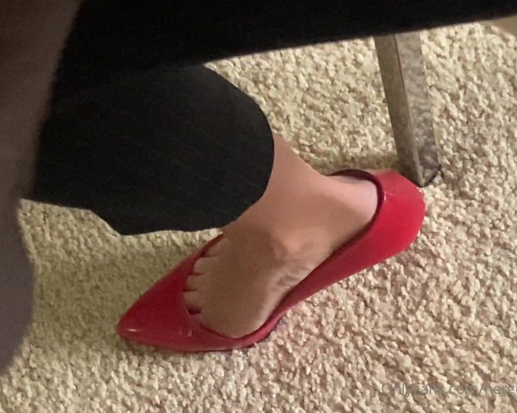 HerGoodTimeInHeels aka Hergoodtimeinheels OnlyFans Video 310