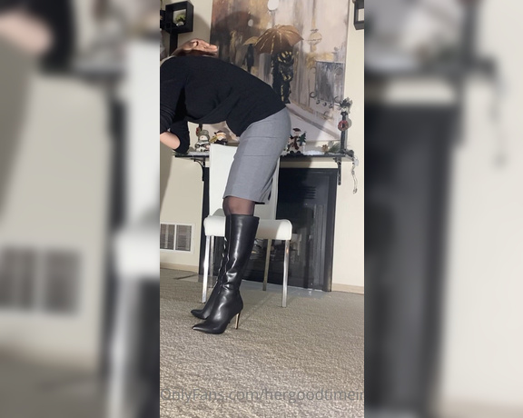 HerGoodTimeInHeels aka Hergoodtimeinheels OnlyFans Video 815