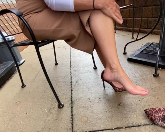 HerGoodTimeInHeels aka Hergoodtimeinheels OnlyFans Video 9