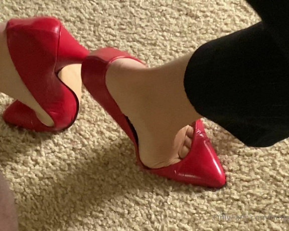 HerGoodTimeInHeels aka Hergoodtimeinheels OnlyFans Video 545