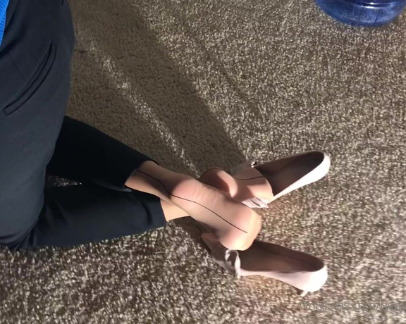 HerGoodTimeInHeels aka Hergoodtimeinheels OnlyFans Video 659