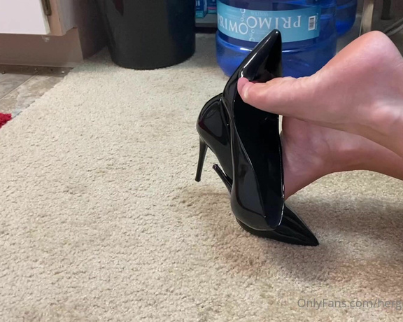 HerGoodTimeInHeels aka Hergoodtimeinheels OnlyFans Video 456