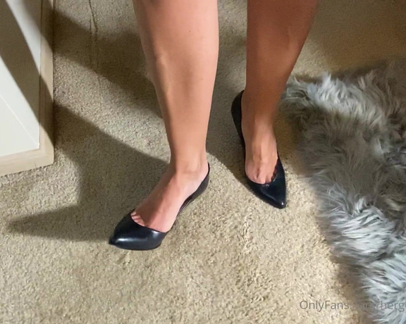 HerGoodTimeInHeels aka Hergoodtimeinheels OnlyFans Video 289