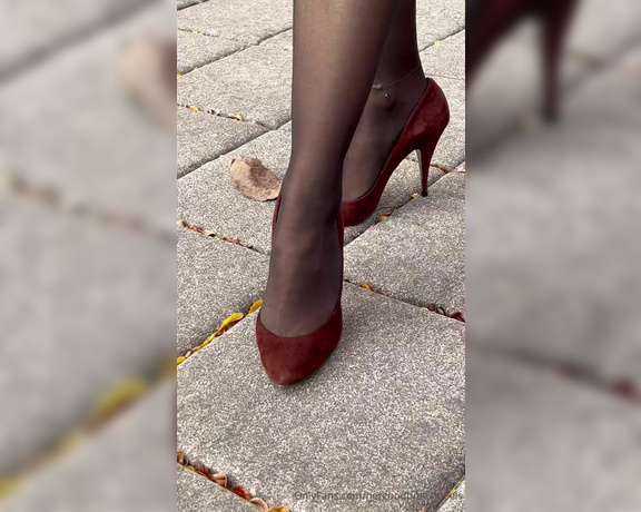 HerGoodTimeInHeels aka Hergoodtimeinheels OnlyFans Video 718