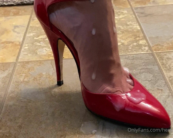 HerGoodTimeInHeels aka Hergoodtimeinheels OnlyFans Video 379