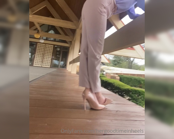 HerGoodTimeInHeels aka Hergoodtimeinheels OnlyFans Video 748