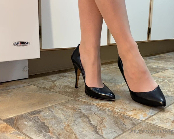 HerGoodTimeInHeels aka Hergoodtimeinheels OnlyFans - 0hnn44223hv2ud71ovojt