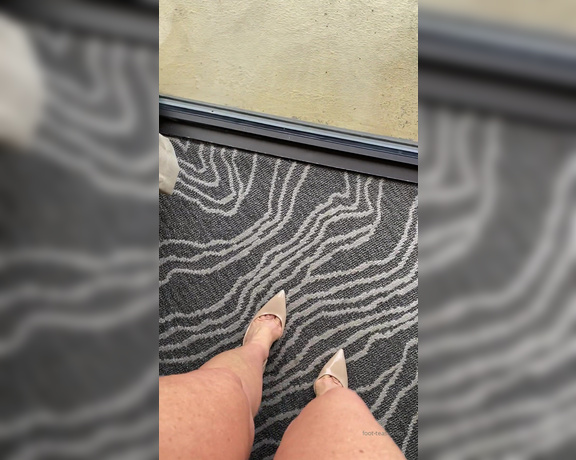 Janet Mason aka Janetmasonfeet OnlyFans - Just had to share a little POV of my sexy pumps with you! What do you think #littlefeet #milf #class