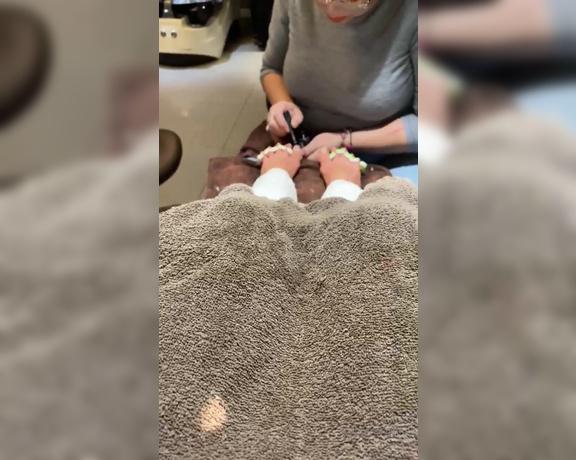 Janet Mason aka Janetmasonfeet OnlyFans - Video of my salon pedicure todayhighlights of the process from start to finish, with wiggling,