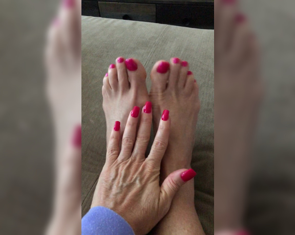 Janet Mason aka Janetmasonfeet OnlyFans - Good morning! Peek of the finished manipedi! #worshipmyfeet #lickmysouls #suckmytoes #brightpink