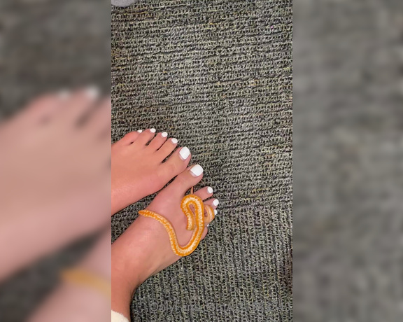 Mary Grace aka Goddessmarygrace OnlyFans - Snake play