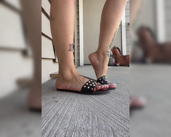 Pinky Perfect aka Pinkyyperfect OnlyFans - Do you like my sandals