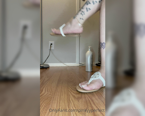 Pinky Perfect aka Pinkyyperfect OnlyFans - Can you handle the dangle