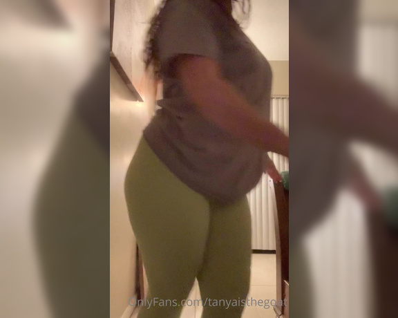 Toestandardsthegoat aka Tanyaisthegoat OnlyFans Video 428