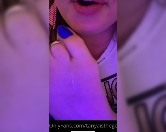 Toestandardsthegoat aka Tanyaisthegoat OnlyFans - Sloppy worship, lots of spit