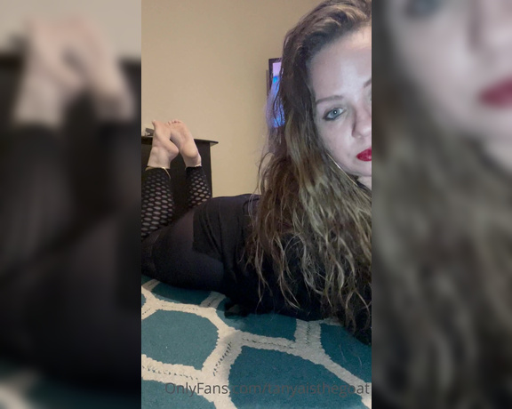 Toestandardsthegoat aka Tanyaisthegoat OnlyFans Video 990