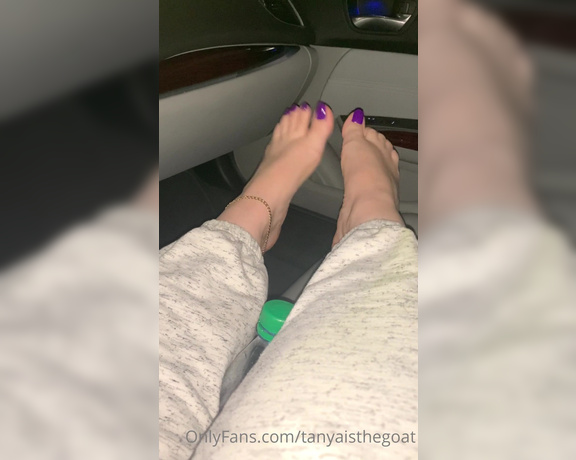 Toestandardsthegoat aka Tanyaisthegoat OnlyFans Video 215