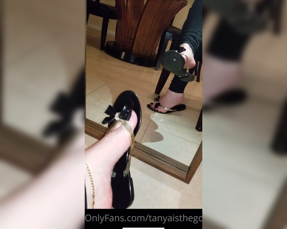 Toestandardsthegoat aka Tanyaisthegoat OnlyFans Video 341