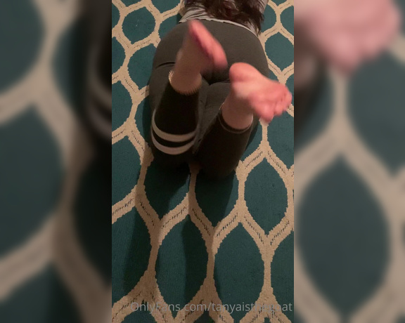 Toestandardsthegoat aka Tanyaisthegoat OnlyFans Video 125