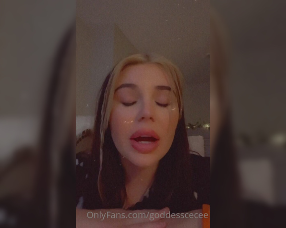 Cecily aka Goddesscecee OnlyFans - HAPPY DECEMBER what a great way to start the month off then talking you losers through anal I know