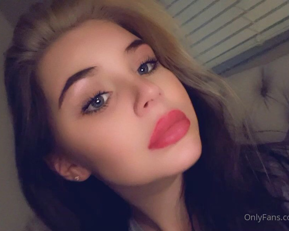 Cecily aka Goddesscecee OnlyFans - I’m a goddess