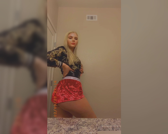 Cecily aka Goddesscecee OnlyFans - Part of our hot fun session  you wish it was you but since its not tip this vid instead https