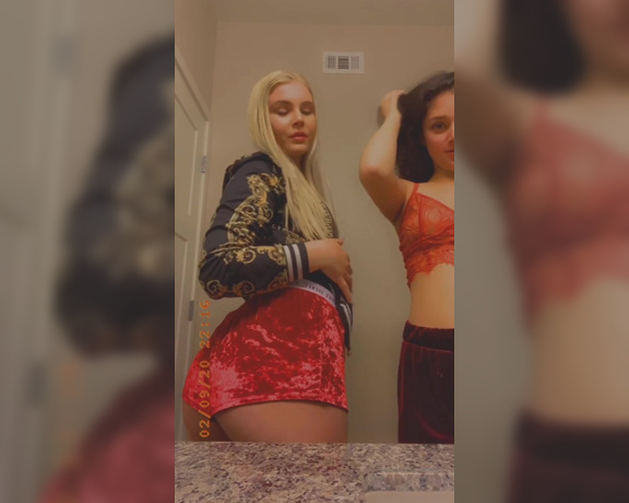 Cecily aka Goddesscecee OnlyFans - Part of our hot fun session  you wish it was you but since its not tip this vid instead https