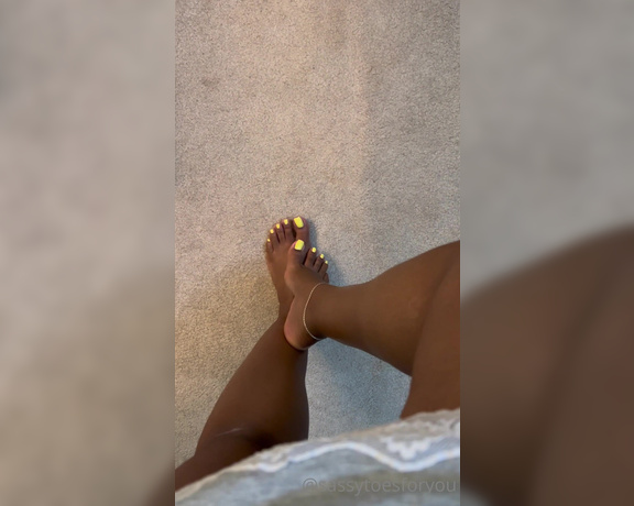 Sassy Toes aka Sassytoesforyou Onlyfans - Anyone in the mood for a tasty snack
