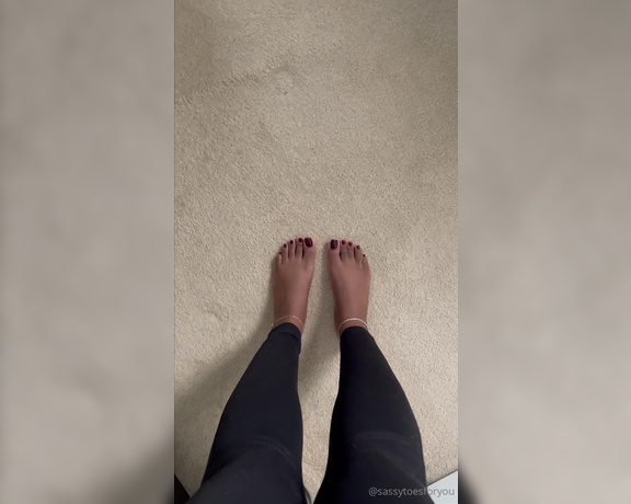 Sassy Toes aka Sassytoesforyou Onlyfans - I wasnt going to post these but I think someone here would love to see them 2