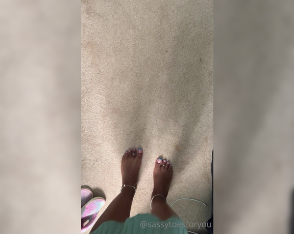 Sassy Toes aka Sassytoesforyou Onlyfans - Which point of view do you like better 2